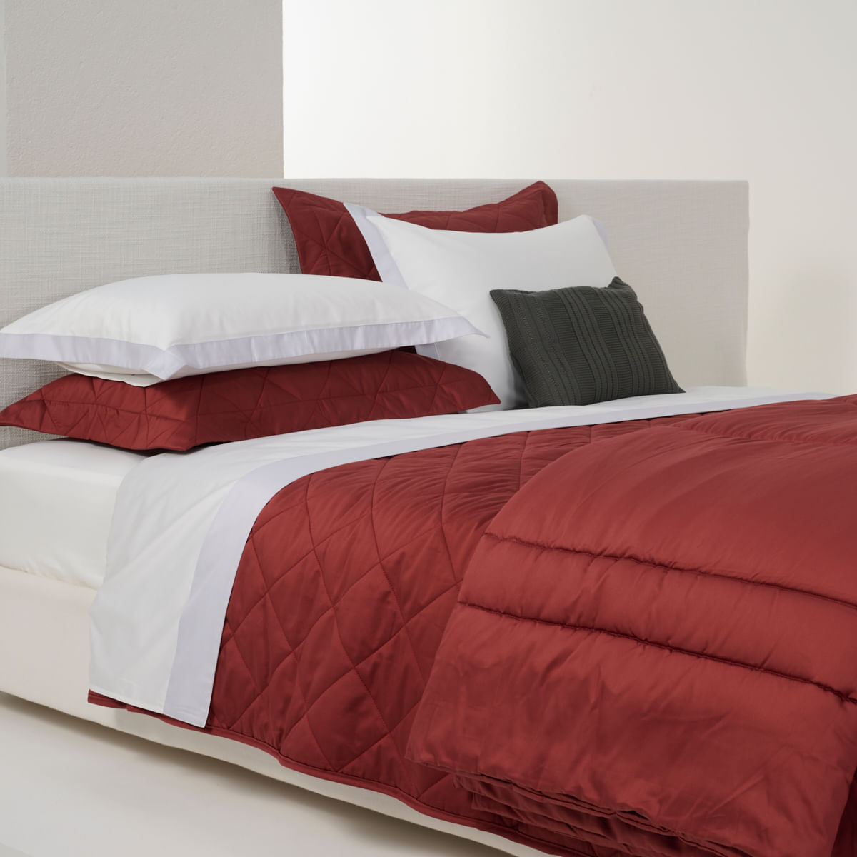 01 10 2137 Jogo de Lencol 400 Fios Empire Branco Prata 002